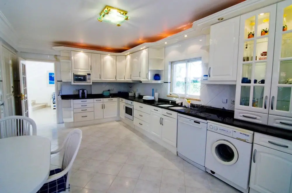 Villa With 7 Bedrooms in Quarteira, With Private Pool, Enclosed Garden and Wifi - 2 km From the Beach