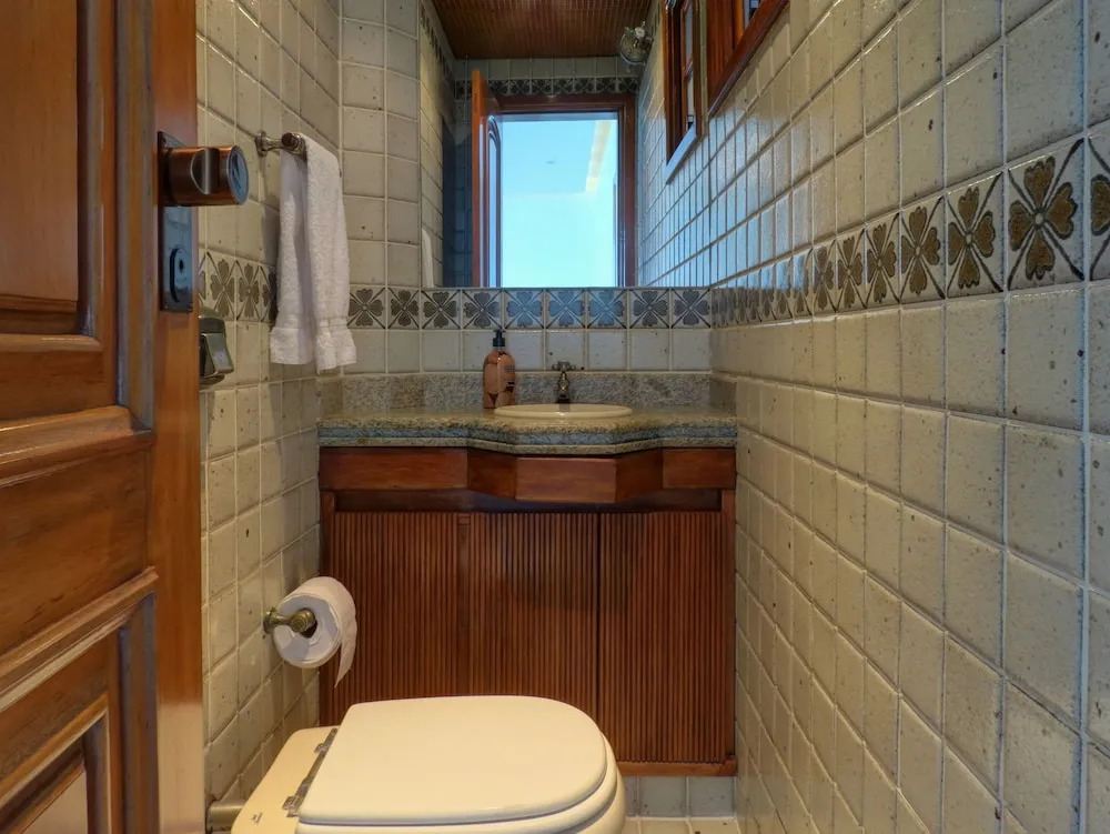 LinkHouse Majestic Beachfront Ipanema 3BDR Y1-008