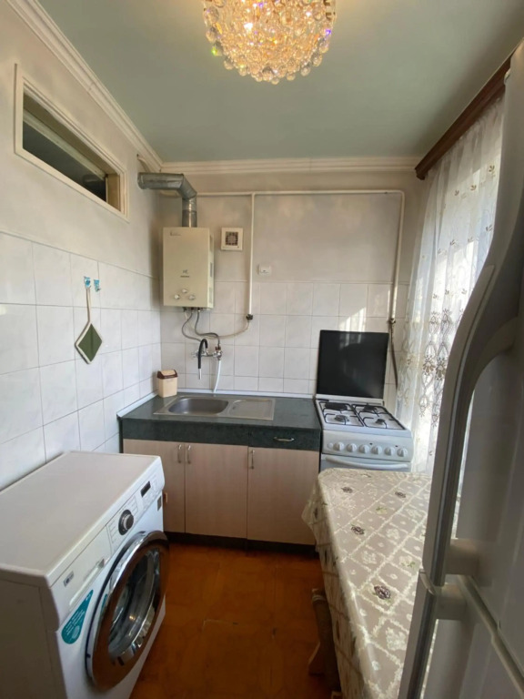 Apartment near Airport and station Charbakh