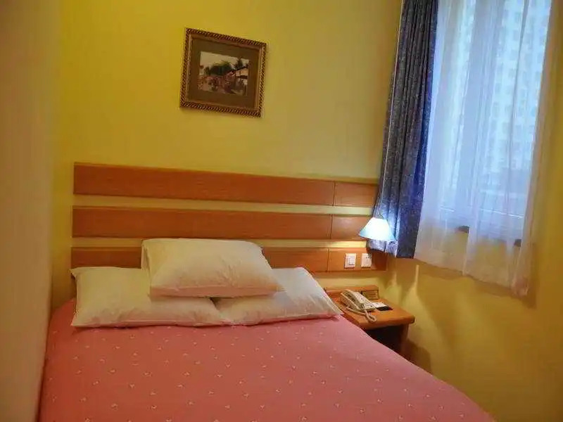 Home Inn Beijing International Exhibition Sanyuanqiao