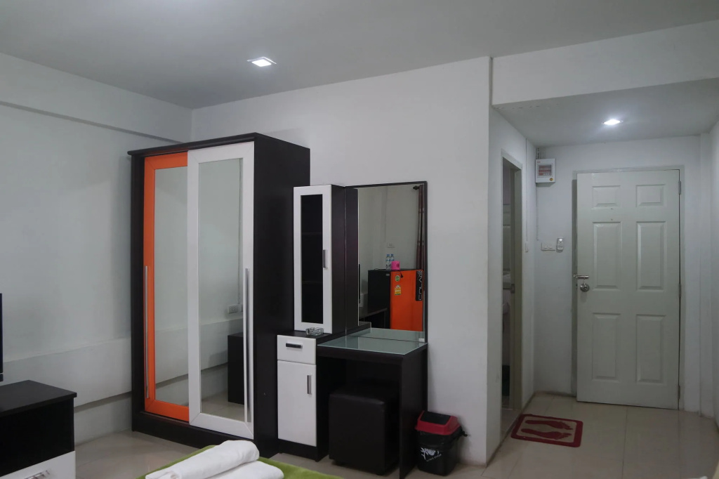 OYO 75414 KJS Pattaya