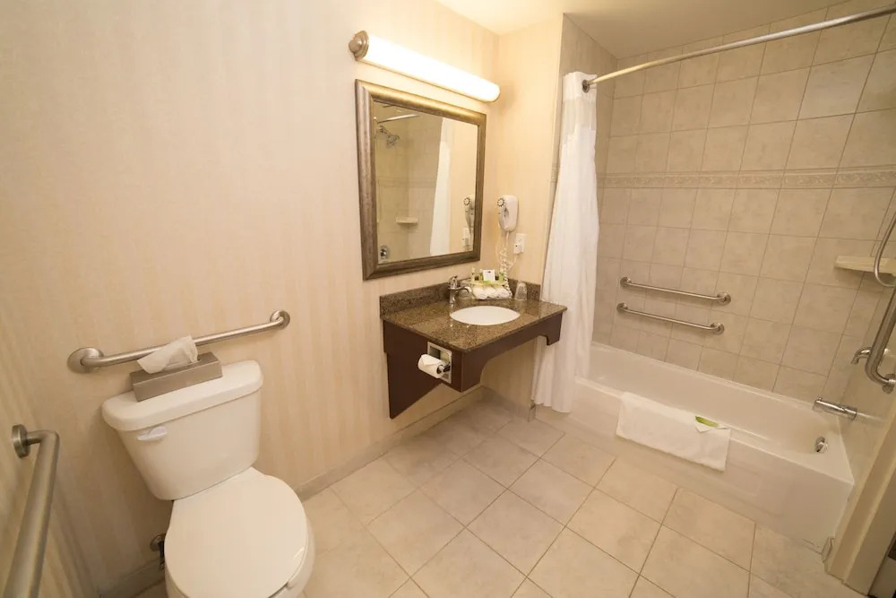 Holiday Inn Express & Suites Whitecourt by IHG