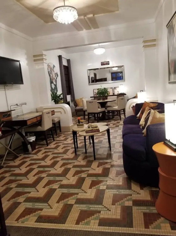 Luxury 2 Br. Art Deco Home