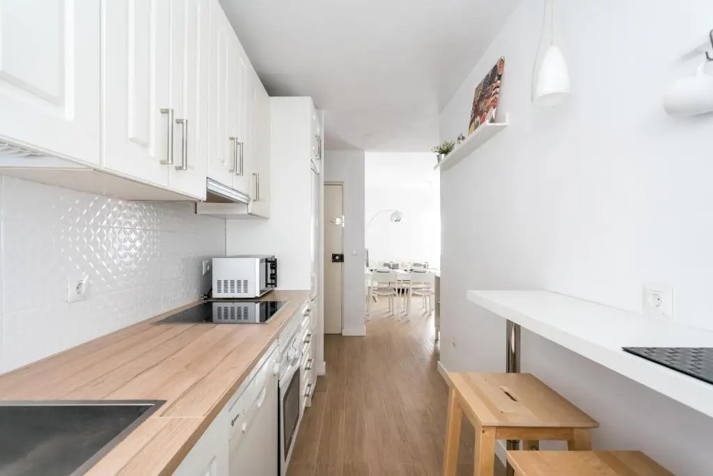 TRIANA 3 Bedrooms & 2 bath Parking Included