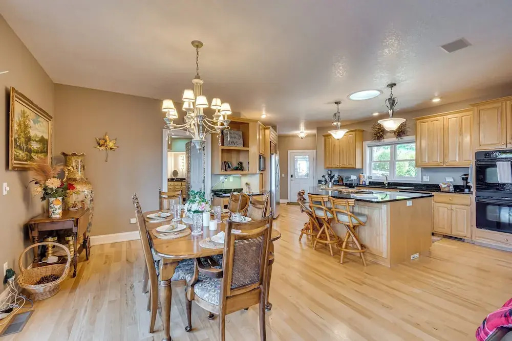 Sky Valley Home w/ Mtn View, 5 Mi to Rabun Bald!