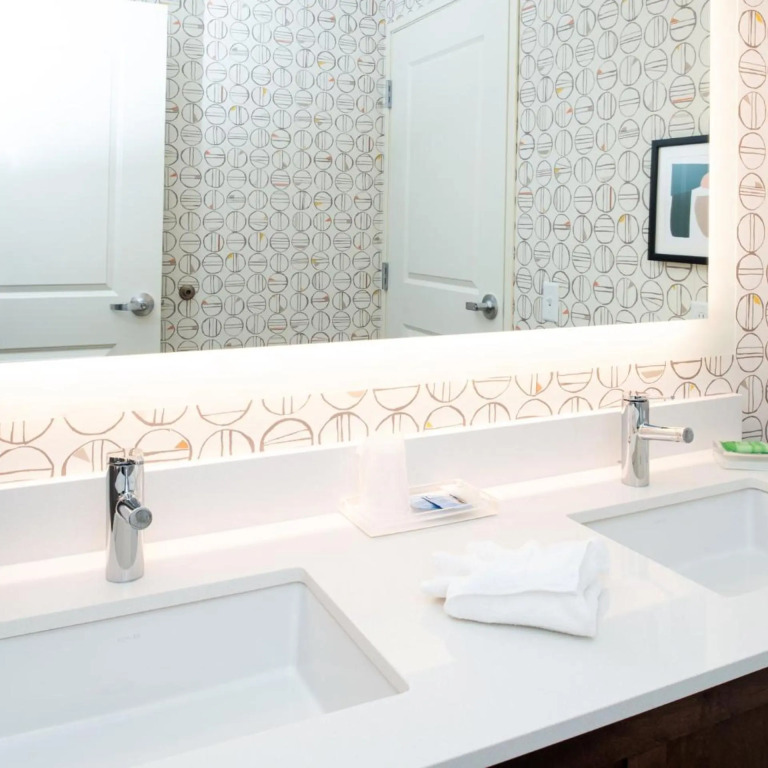 Holiday Inn & Suites - Idaho Falls by IHG