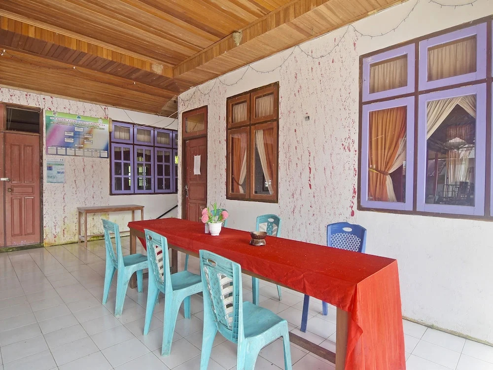 Hotel O Pulisan Ekowisata Homestay Near Wisata Pantai Desa Pulisan