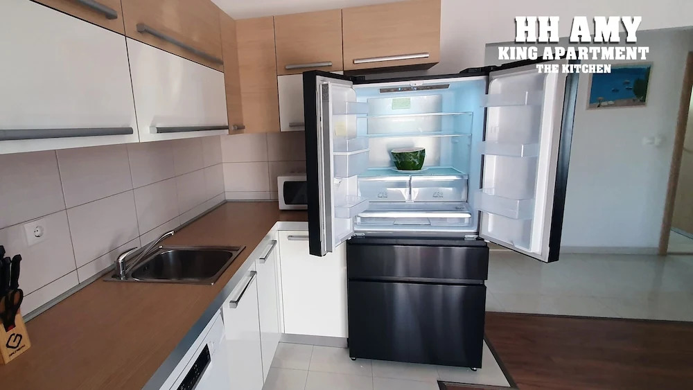 Holiday Home Amy 4 Star Accommodation for the Price of 3