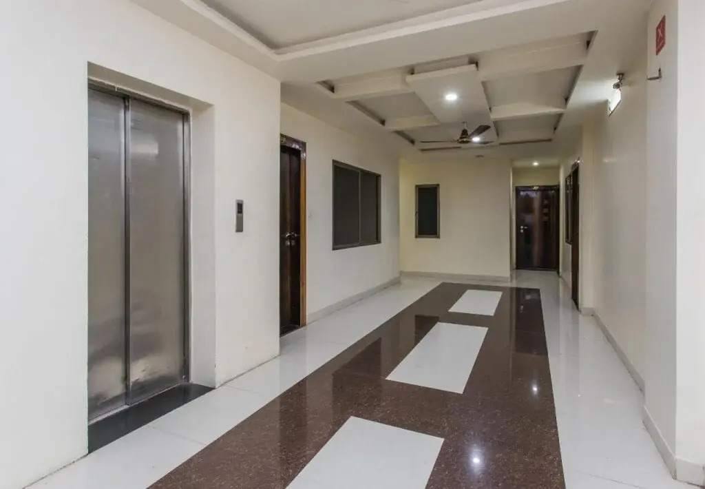 OYO 4164 Hotel Shivam Elite