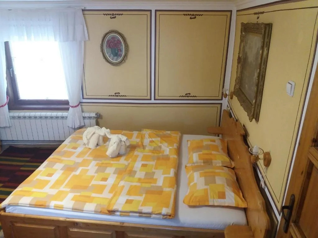 Guest Rooms Bashtina Striaha