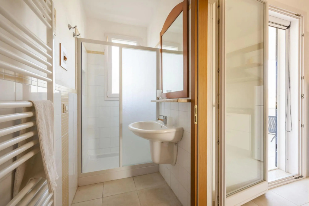 New house located in Castro, in a quiet residential area-Bellaria PT