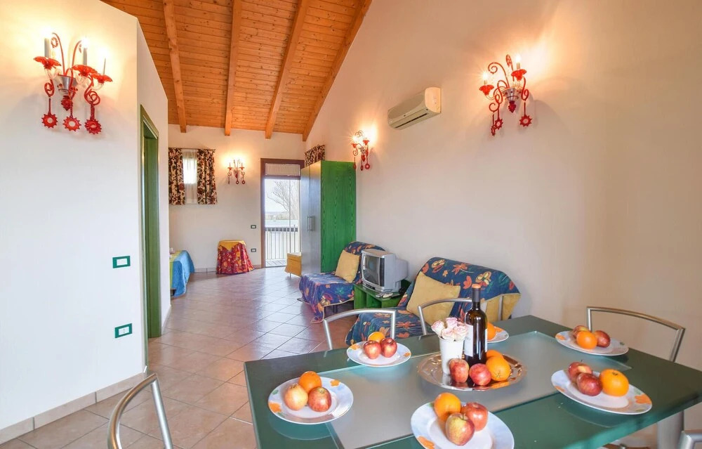 Beautiful Apartment in Albarella With