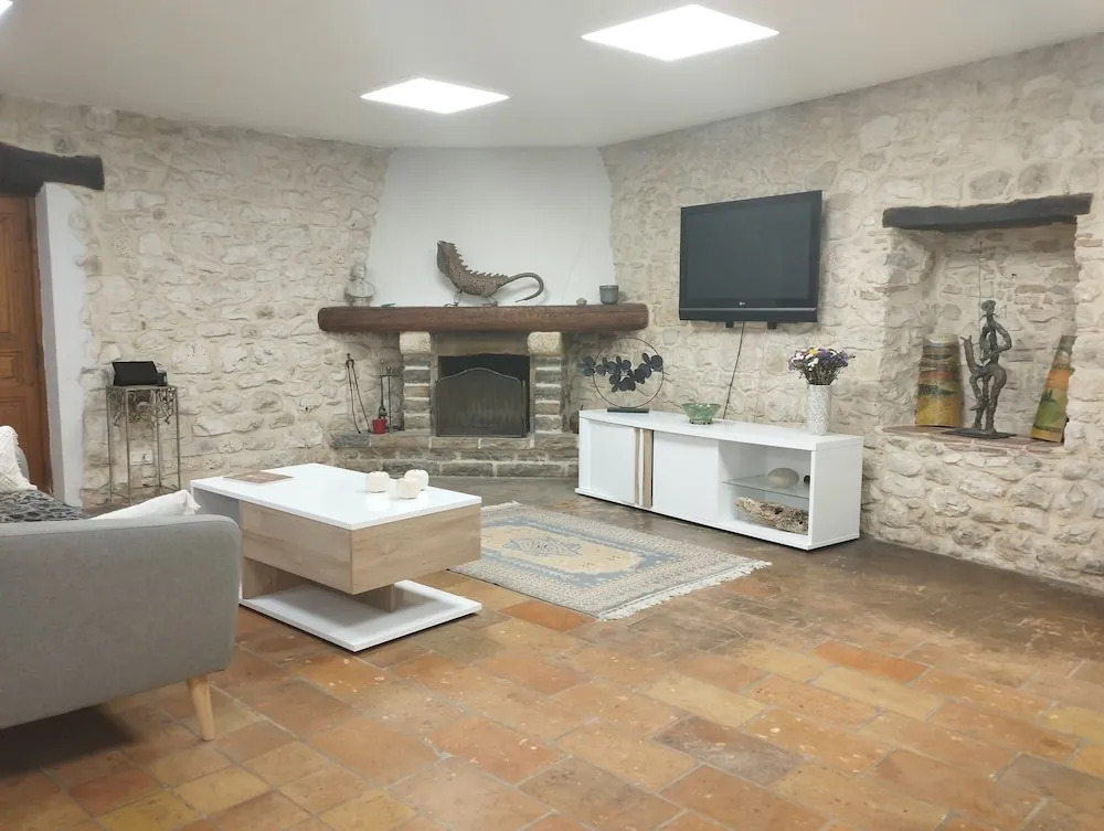 Logis Hotel Restaurant LEsquielle