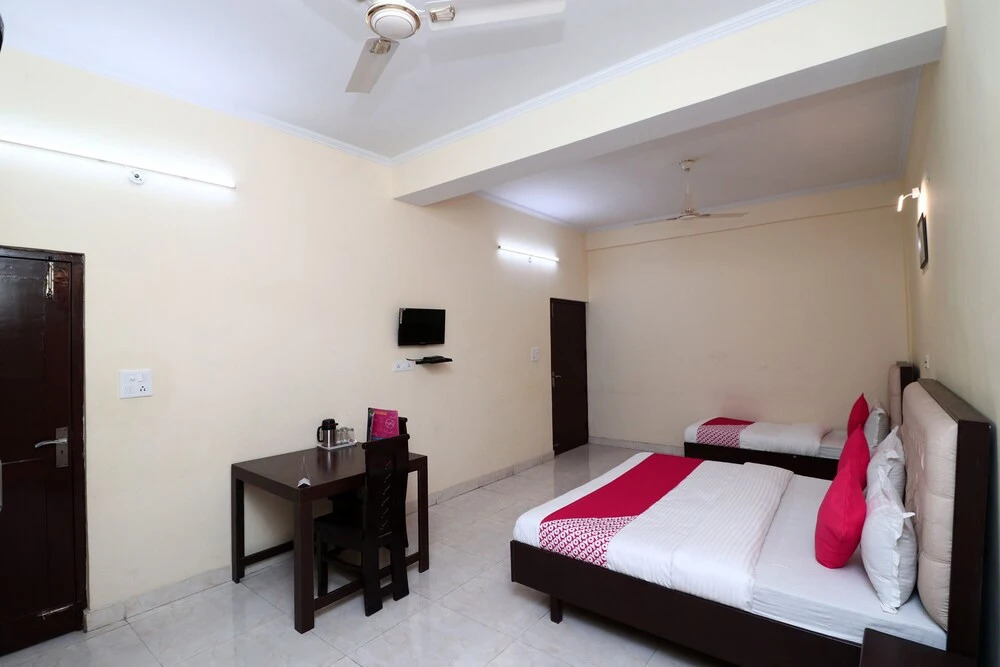Hotel Ayaan By OYO Rooms
