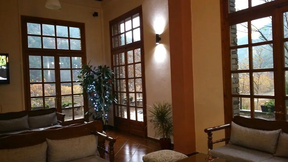 Hotel Pyli