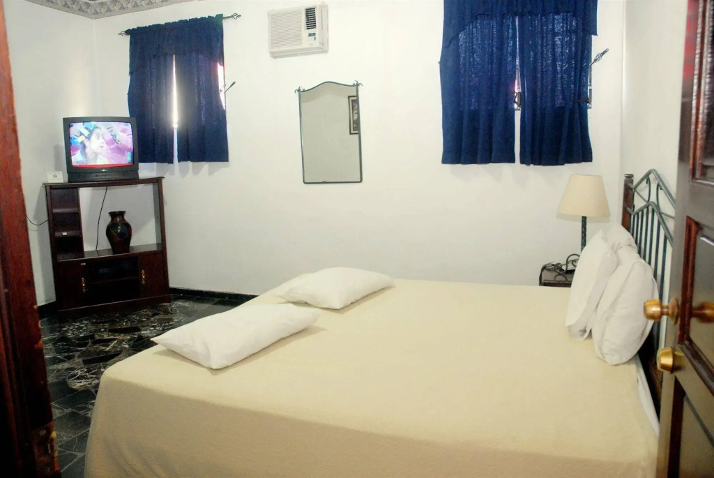 Hotel Santa Elena