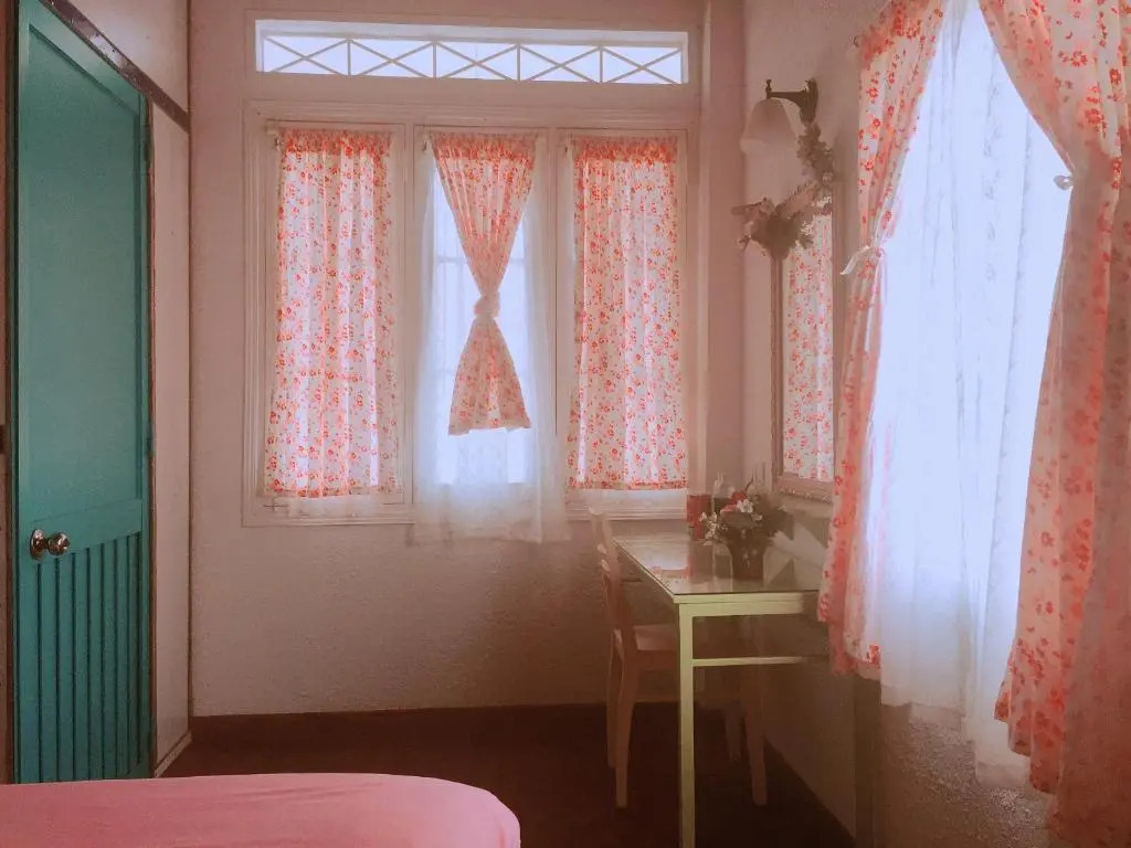 Nhà Tím Homestay