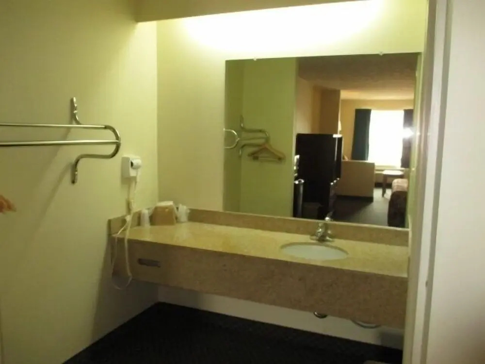 Royal Inn Taylorsville