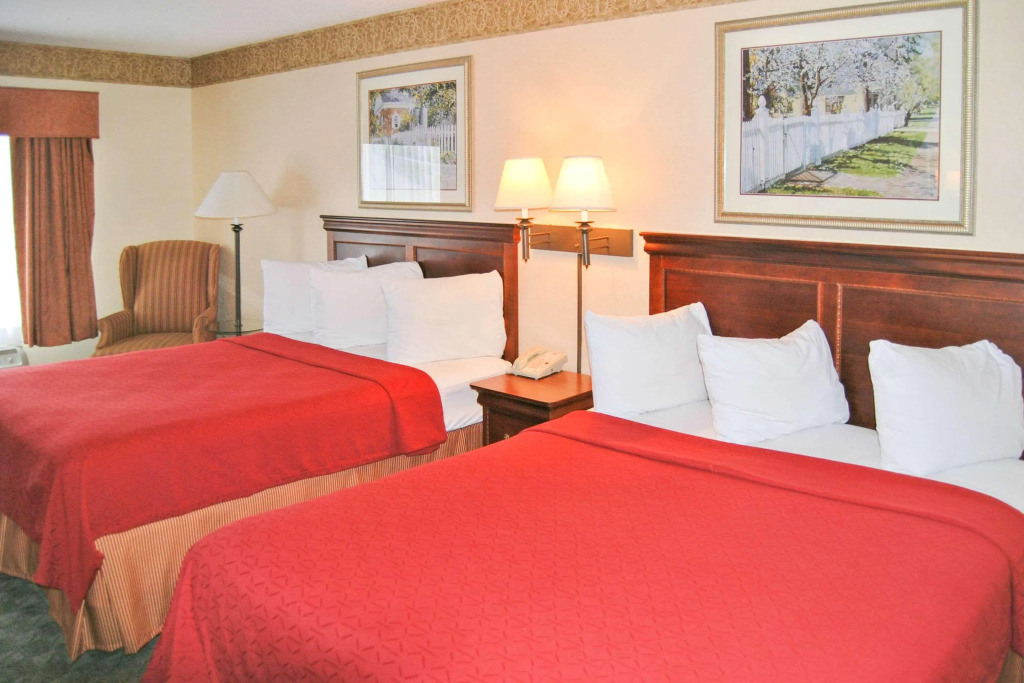 Red Roof Inn & Suites Berea