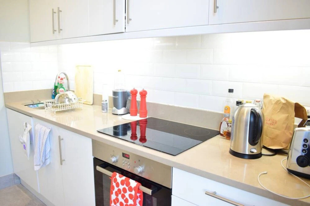 1 Bedroom Apartment In Kilburn