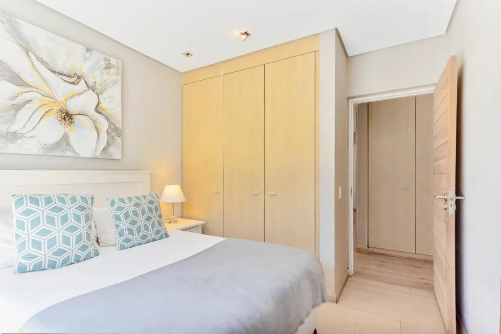 Three Bedroom Apartment - De Waterkant