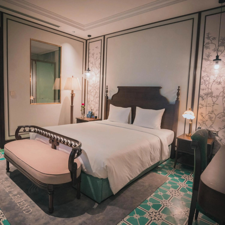 Regal House Hoang Van