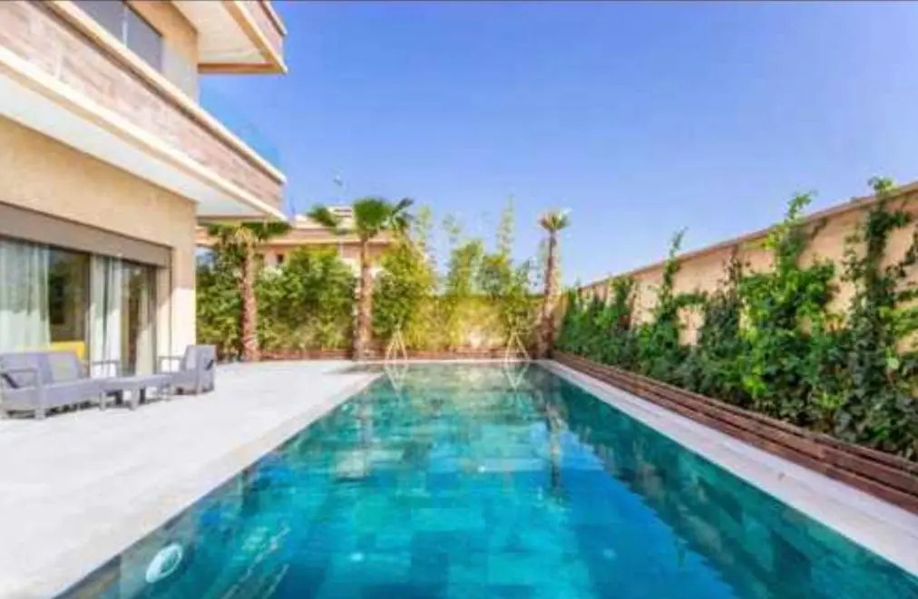 Villa piscine 5 chambres