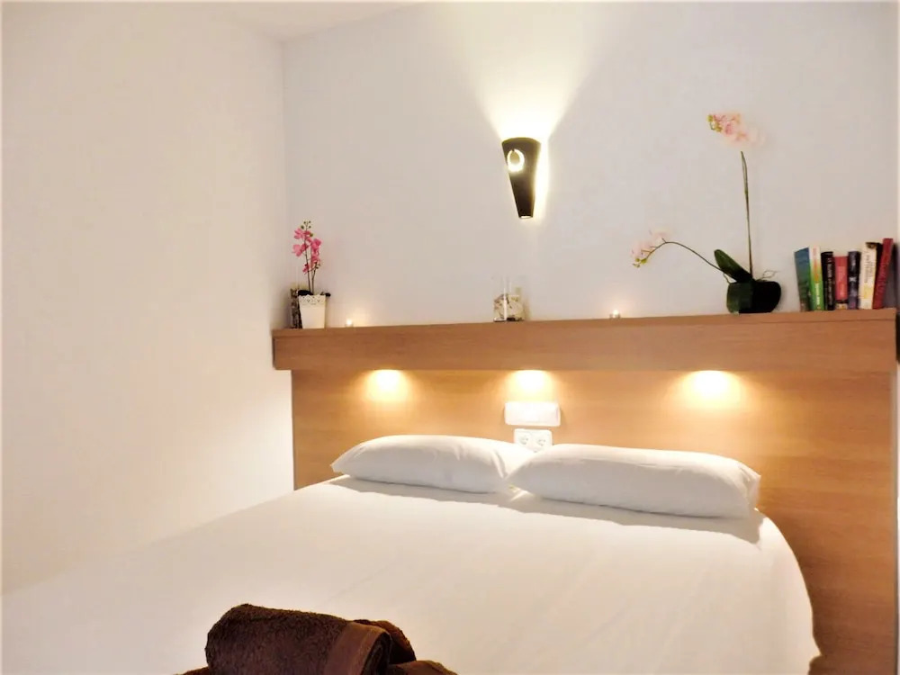 Waterfront Hotel Sunset Beach Apartment