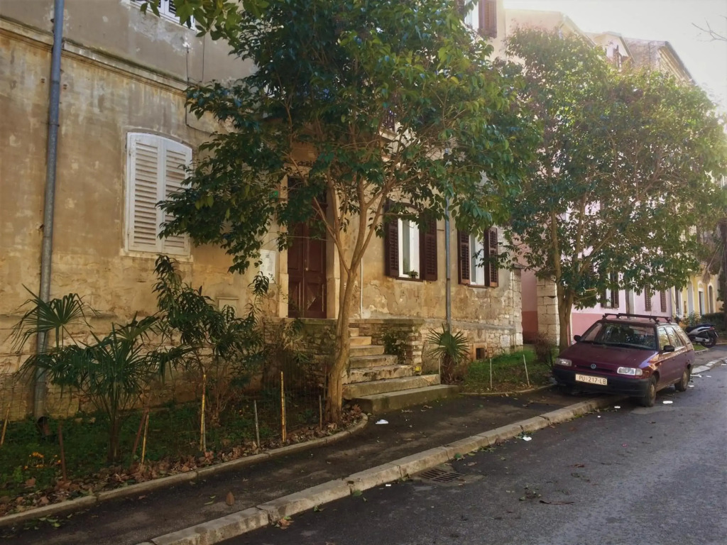 Noemi City Apartments