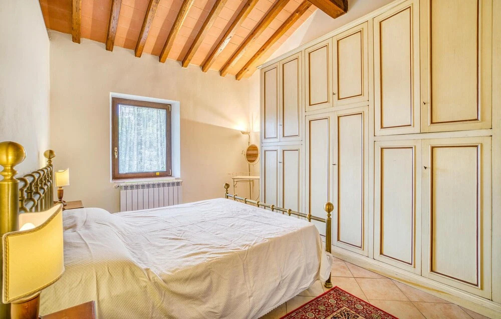 Stunning Home In Case Lori
