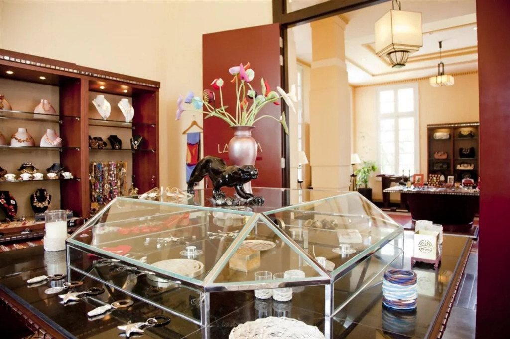 Azerai La Residence, Hue