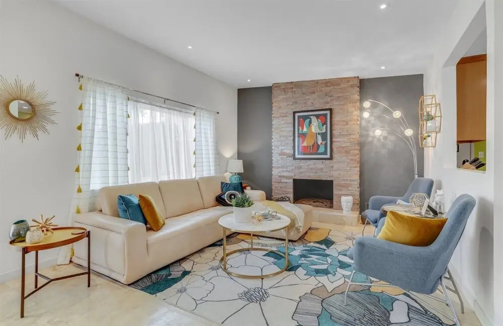 Desert Sunrise Mid-Century Beauty Home