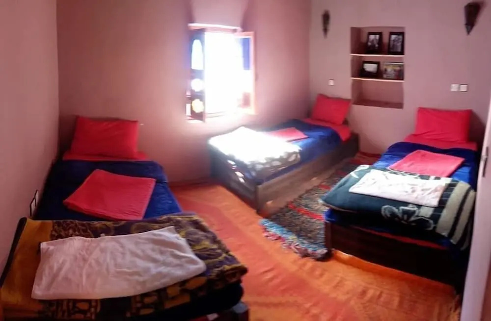 Auberge Tafraout Armed