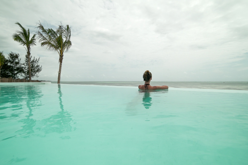Zanbluu Beach Hotel