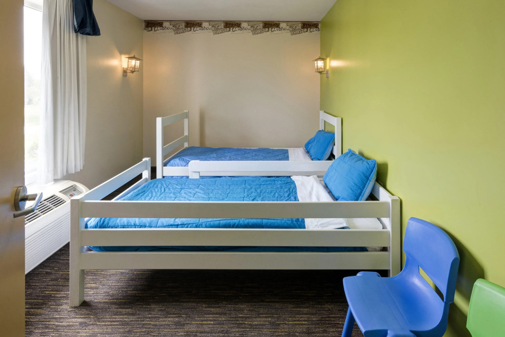 Holiday Inn Express & Suites East Wichita I-35 Andover by IHG