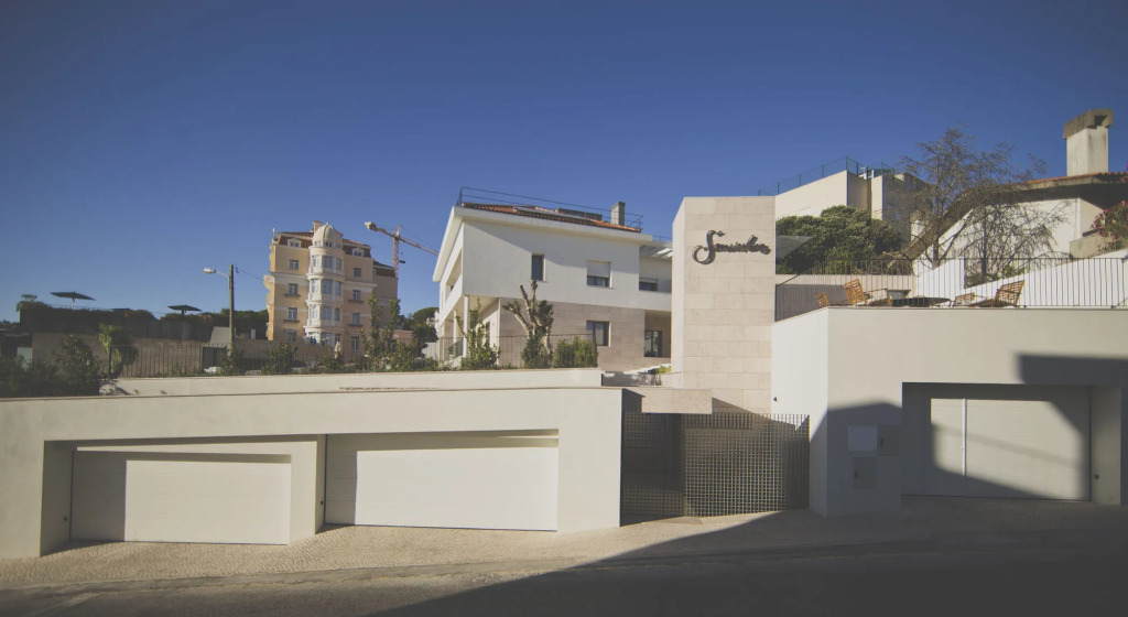 Somewhere - Estoril Guesthouse