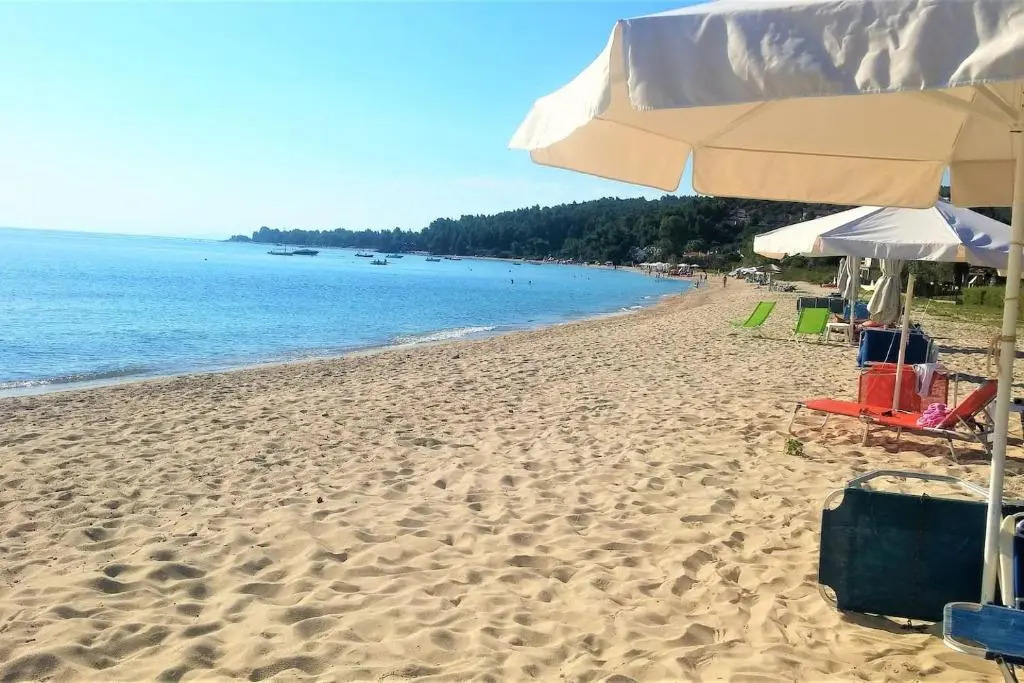 Sunny Villa Sea View by RentalsPro Services
