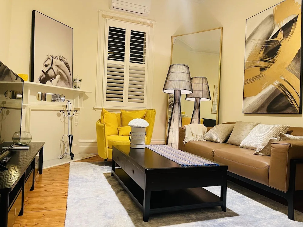 3 GrandKing executive Art living house