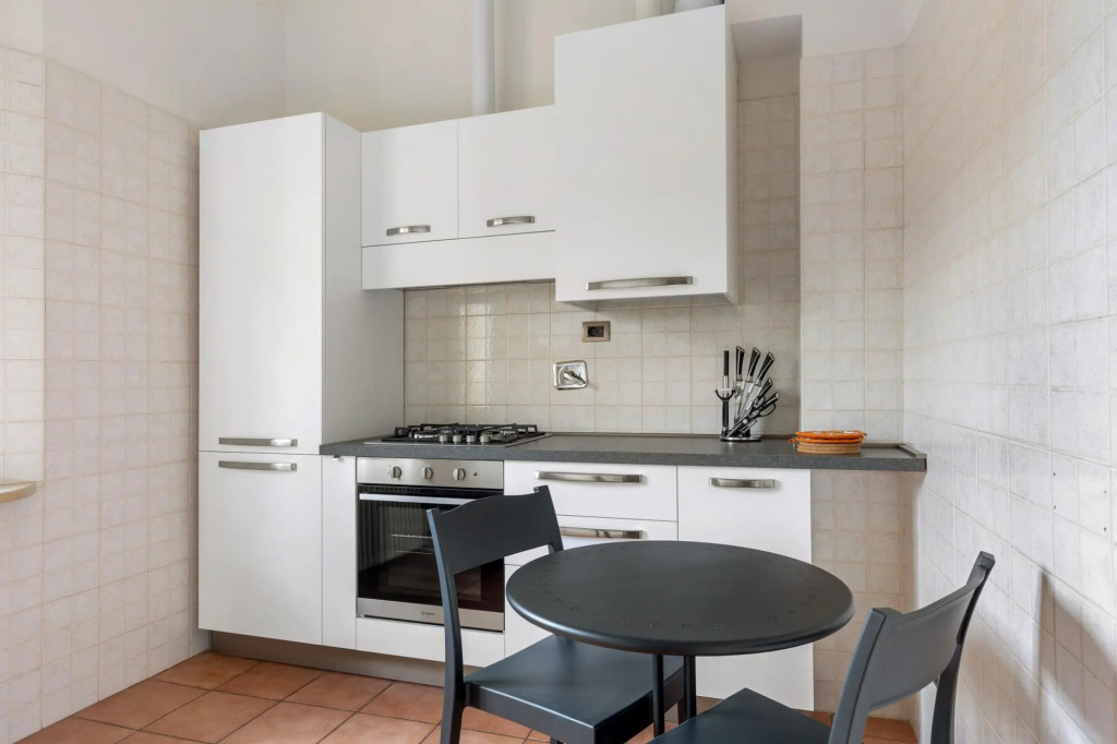 Irnerio Apts - Black Widow by Wonderful Italy