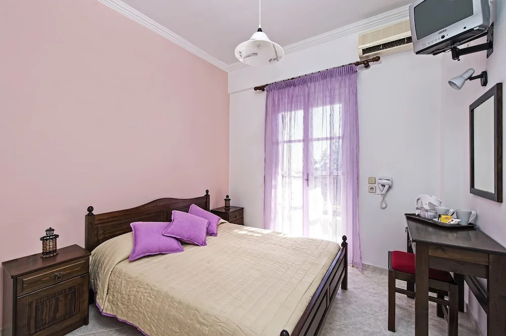 Anemone Luxury Suites