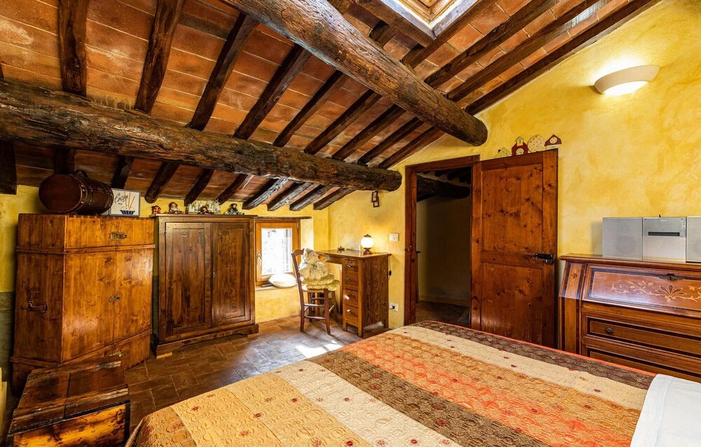 3 Bedroom Cozy Home In Sorana