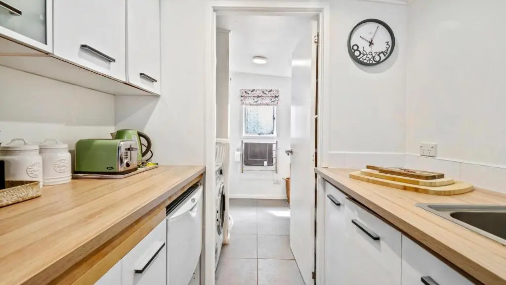Snells Sanctuary - Snells Beach Holiday Home