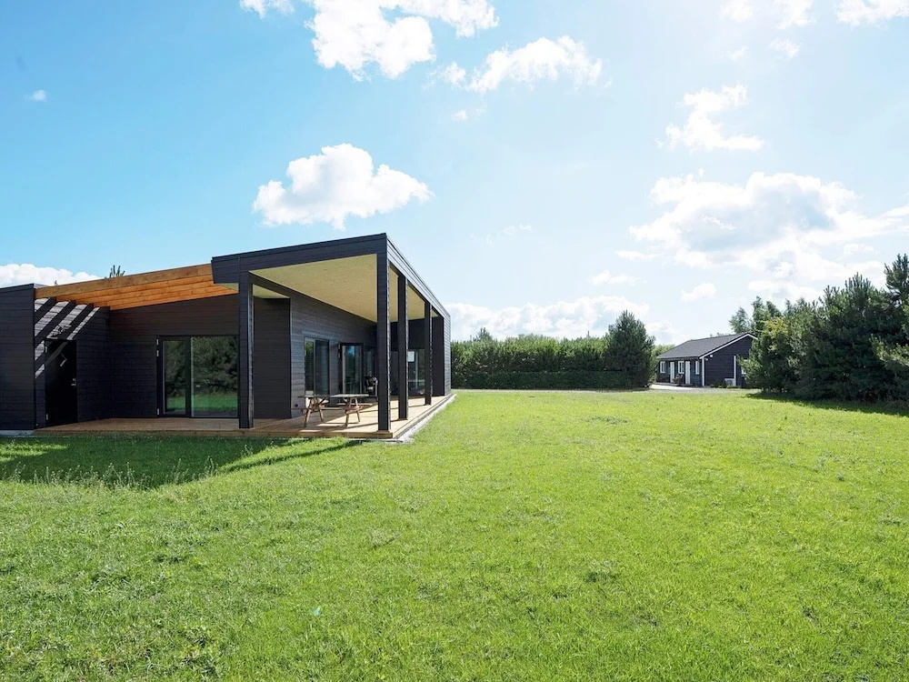 5 Star Holiday Home in Vaeggerlose