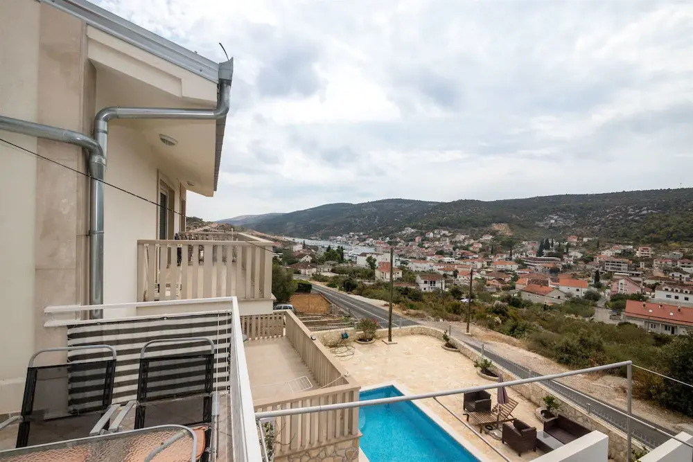 Apartments Mirjana