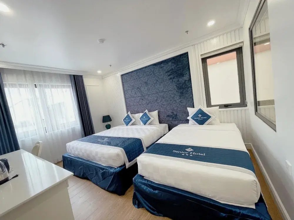 Senior Hotel