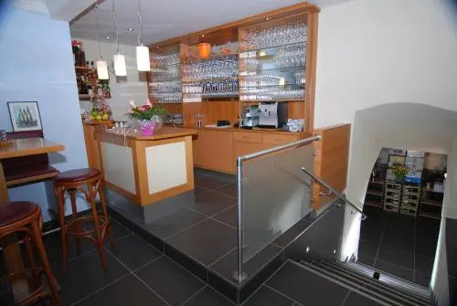 Harrys Vinothek & Restaurant