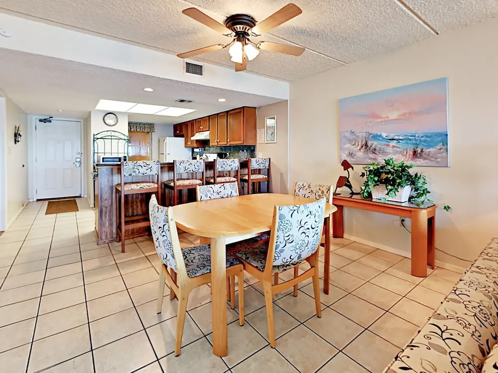 4400 Gulf Blvd Condo Unit 305 2 Bedrooms 2 Bathrooms Condo