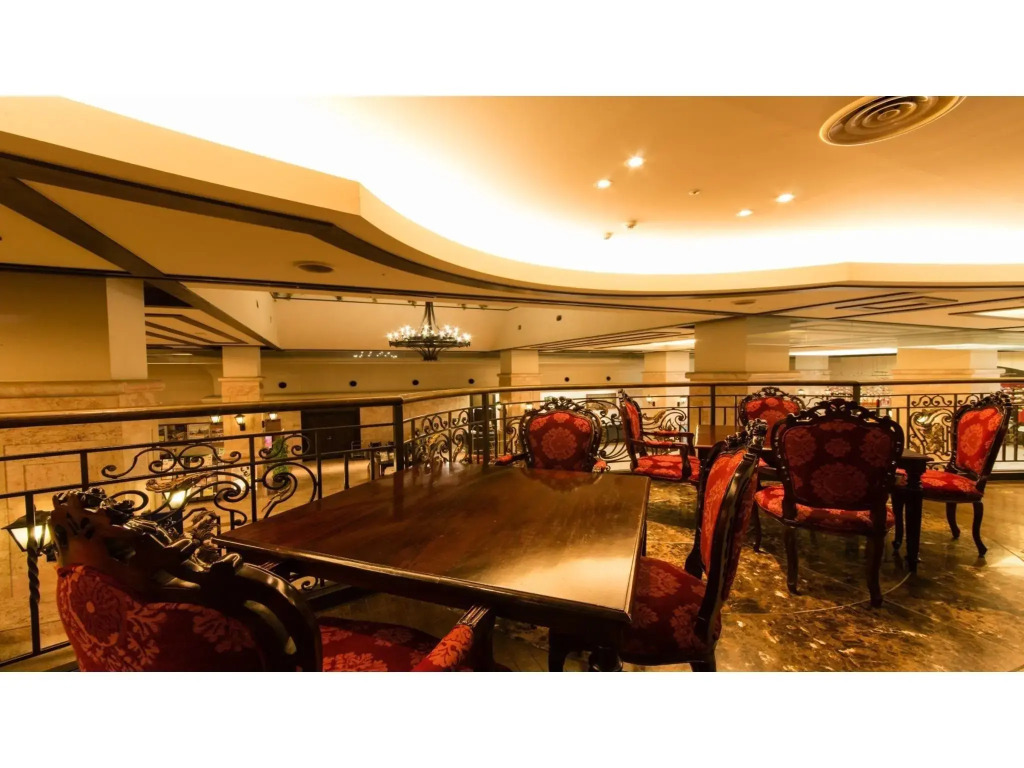 Royal Tainai Park Hotel