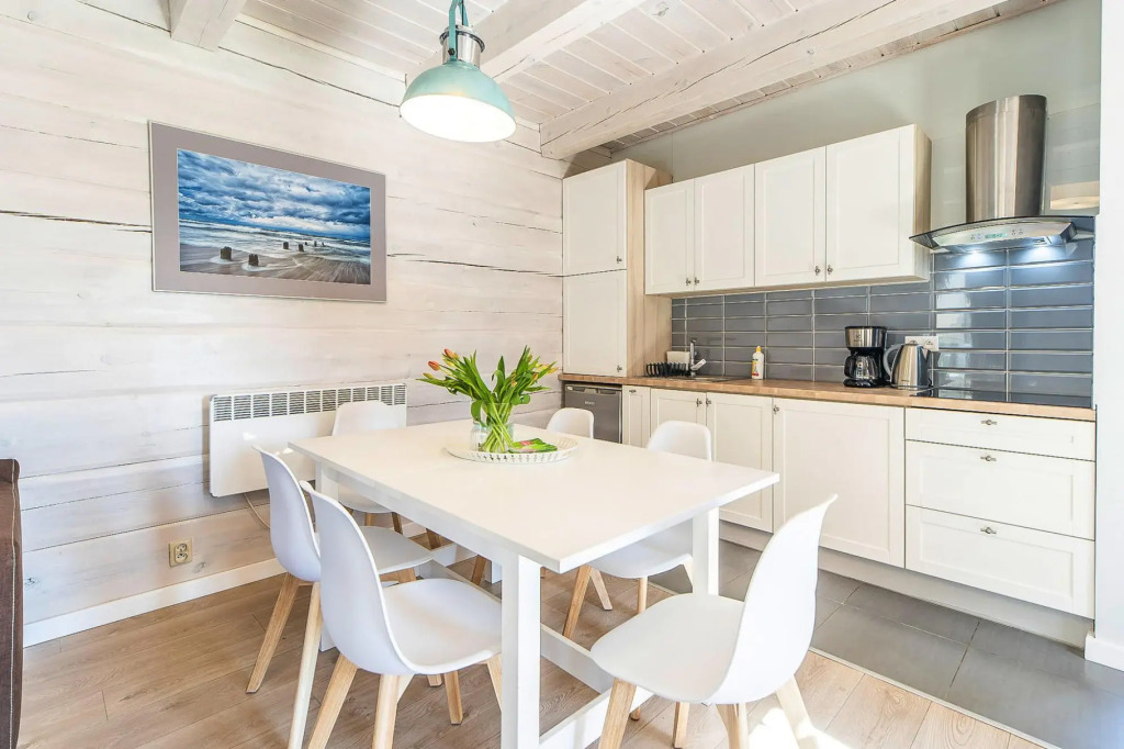 Comfortable holiday homes close to the beach