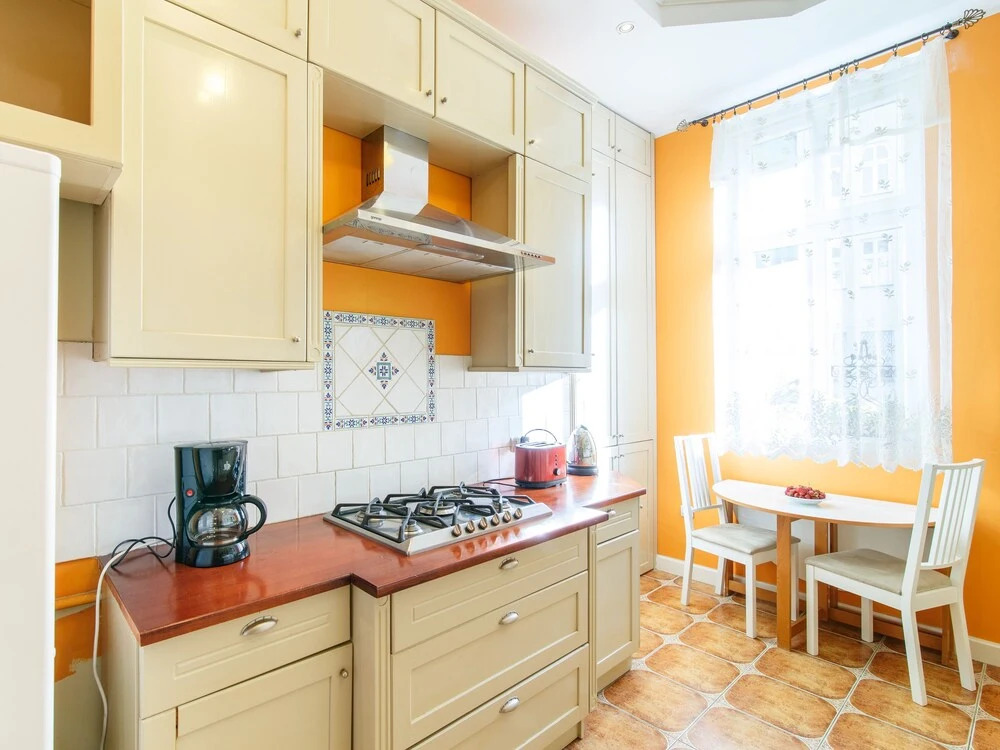 Park Apartment  Happy Hours